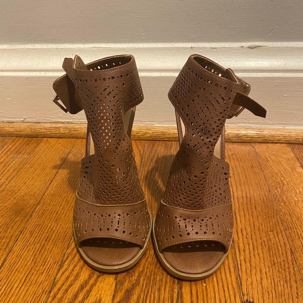 Call it Spring Brown Ankle Boot Heels. Size :7